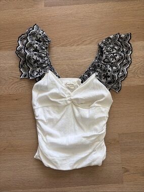 Anthropologie White Ribbed Camisole with Black Lace Flutter Sleeves